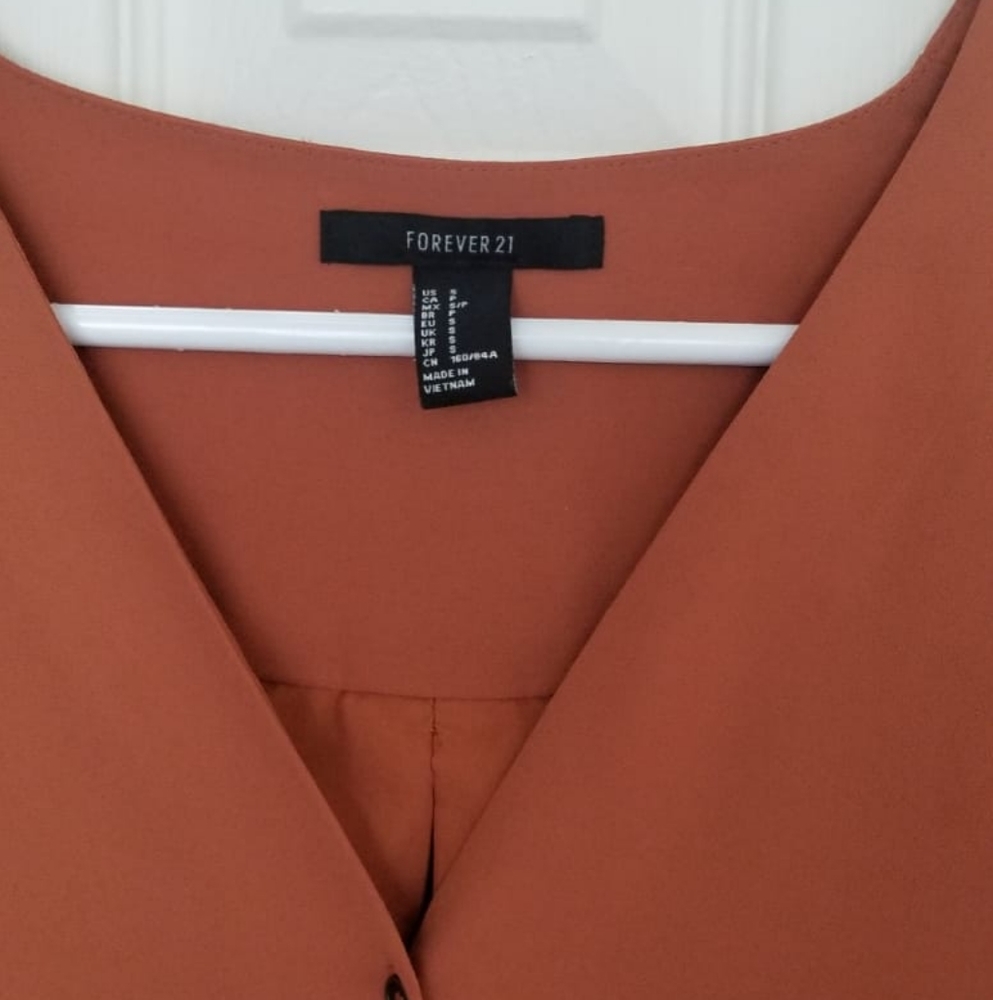 - Button down dress - Picture 4 of 4